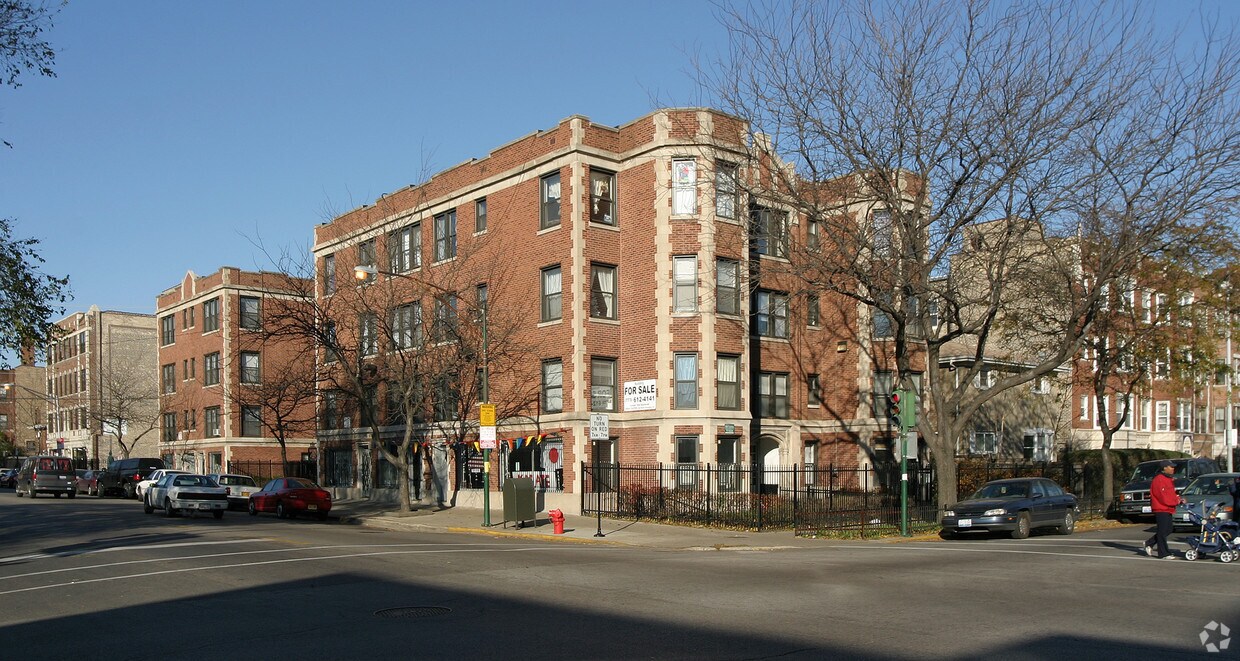 1600 W Morse Ave, Chicago, IL 60626 Apartments in Chicago, IL