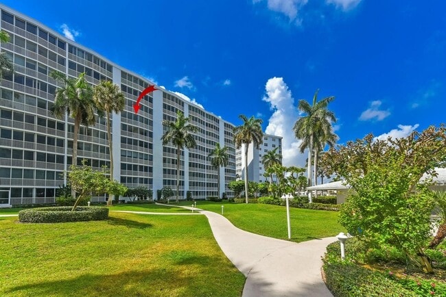 Foto del edificio - 3300 S Ocean Blvd