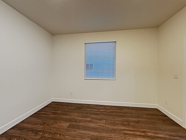 Building Photo - 5114 W White Ash Court