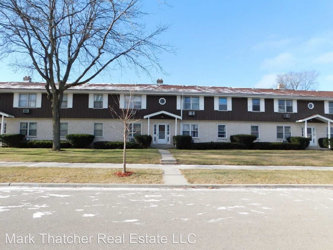 Primary Photo - 1400 Eder Ln
