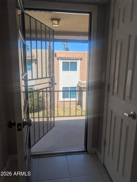 Foto del edificio - 7126 N 19th Ave