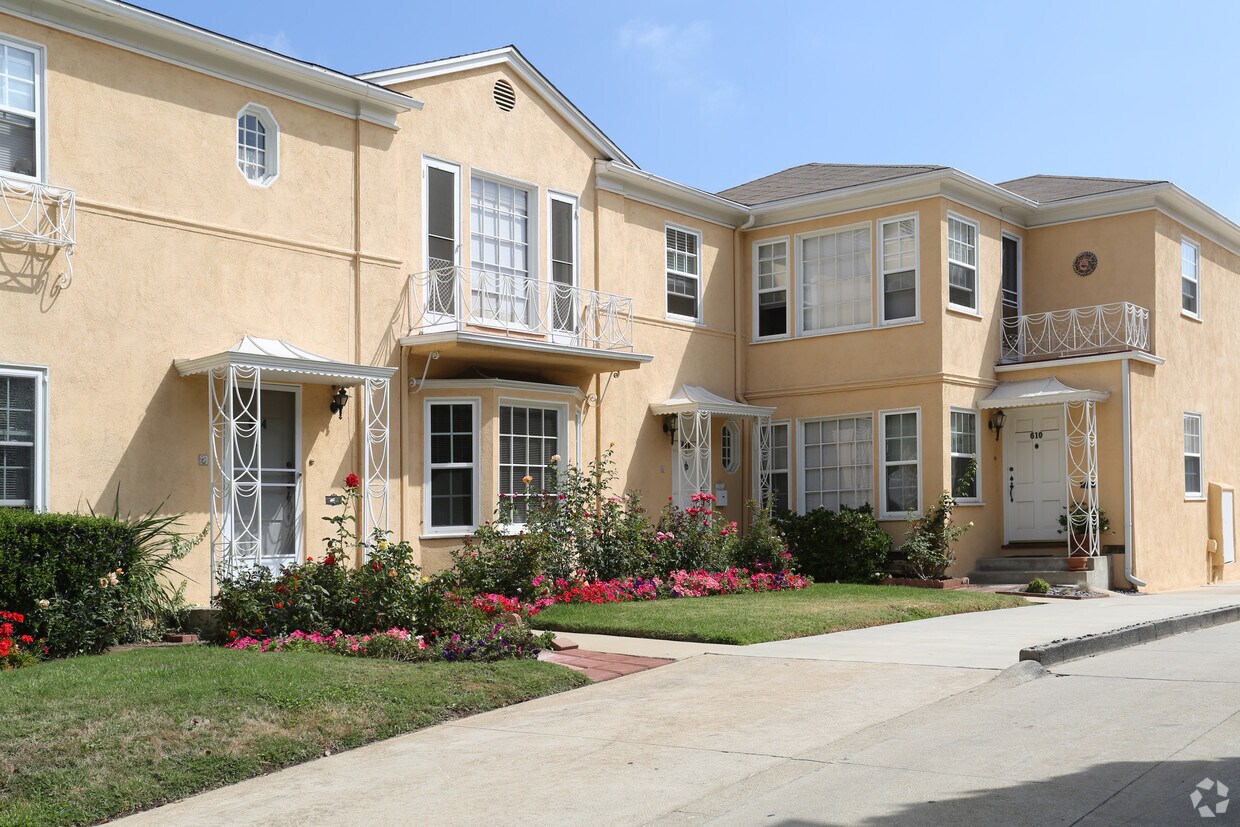 Building Photo - 604-610 Midvale Ave