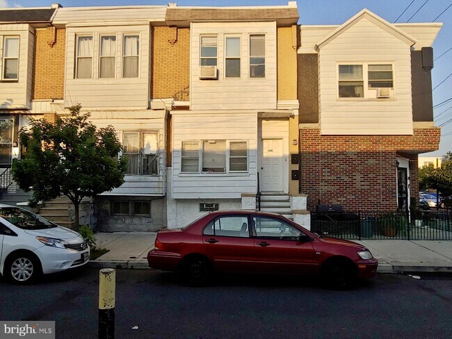 Foto del edificio - 2551 S Galloway St