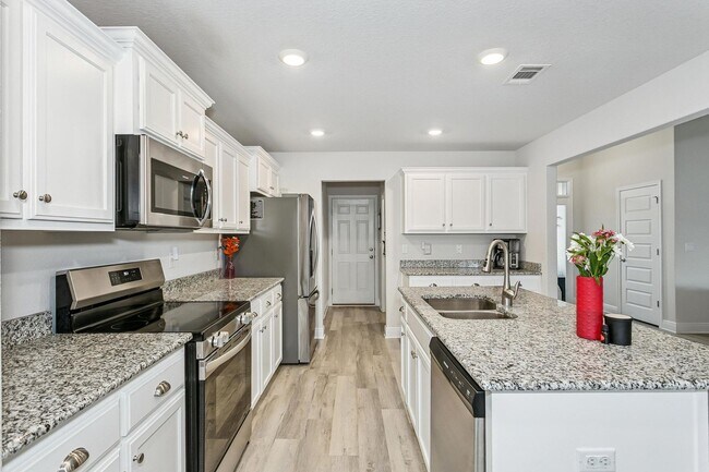 Foto del edificio - Beautiful Custom Build Home in North Crestview