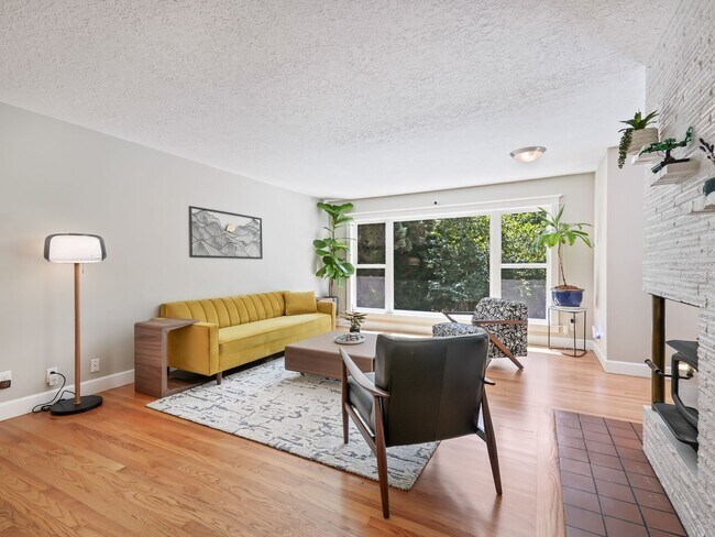 Foto del edificio - 5530 SW Logan Ct