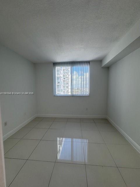 Foto del edificio - 1871 NW S River Dr