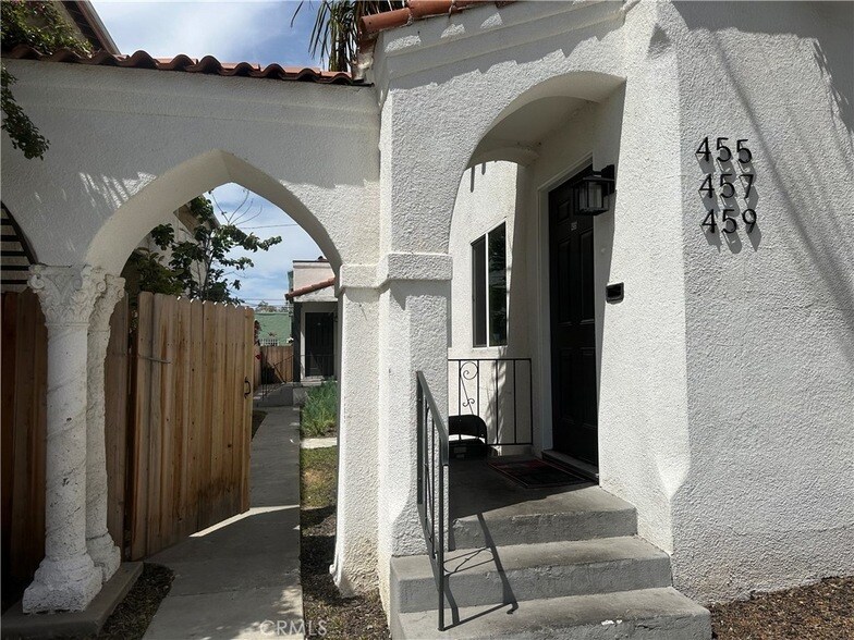 Foto principal - 455 W Cowles St