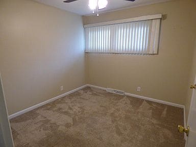 Building Photo - 2904 Emerson Rd