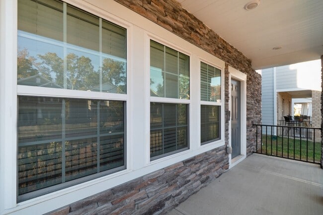 Photo - Beautiful and Spacious Home in the Heart o...