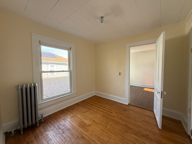 Building Photo - 2053 N Kenneth Ave