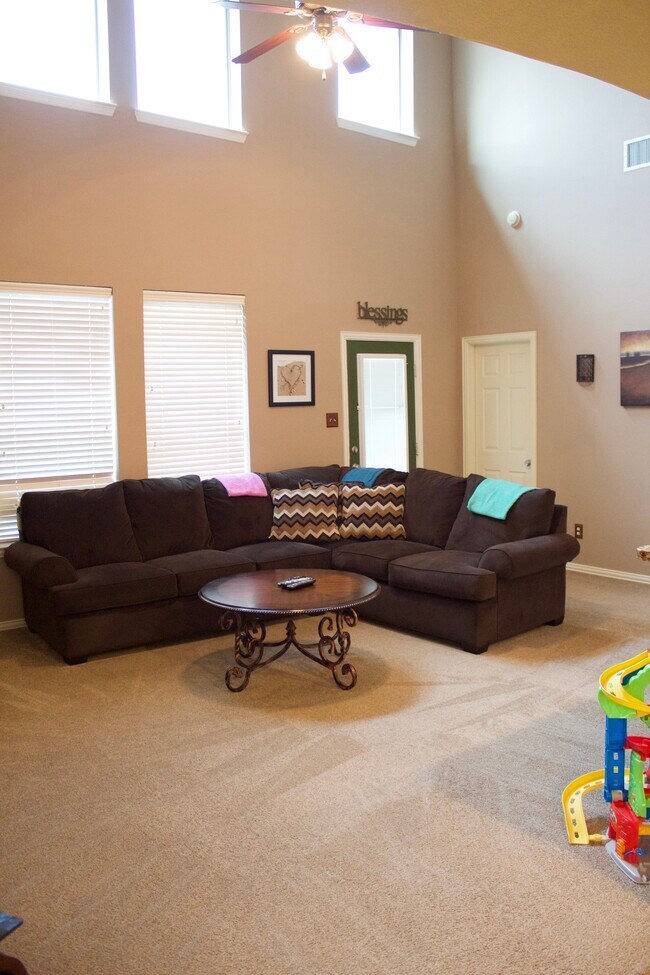 living room - 4609 Van Zandt Drive