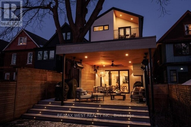 Building Photo - 424 Clendenan Ave