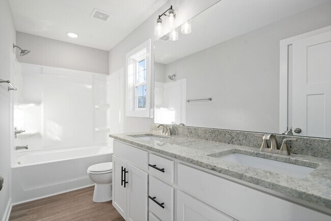 Building Photo - 313 Honeycomb Ct