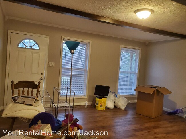 Foto del edificio - 3 br, 2 bath House - 141 John Anderson Road