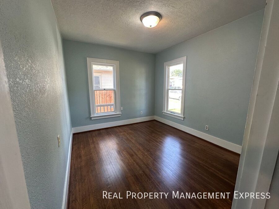 Foto principal - 1 Bed 1 Bath Main-Level Living in Sioux Falls