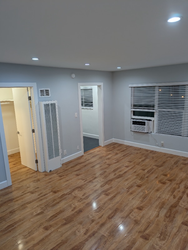 Foto del edificio - 7062 Lanewood Ave