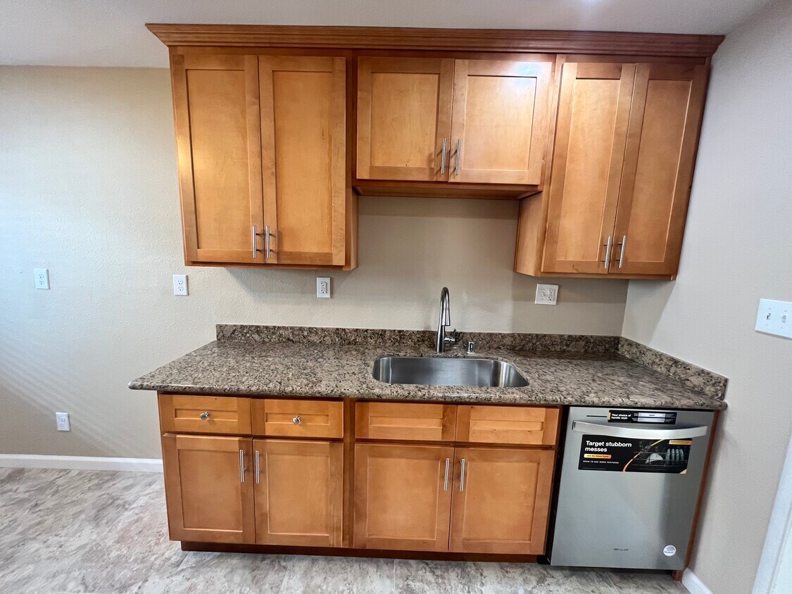 Foto principal - 1483 San Juan Ave