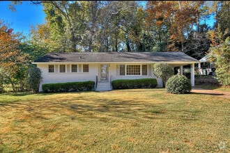 Building Photo - 2438 Apricot Ln