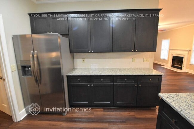 Building Photo - 19808 Coachmans Trace