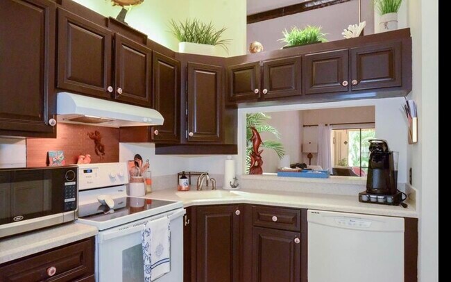 Foto del edificio - 1484 SW Silver Pine Way