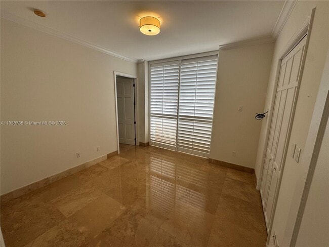 Building Photo - 626 Coral Wy