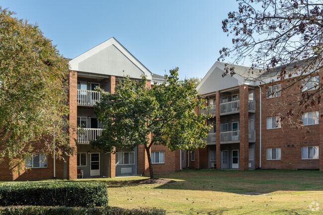 Building Photo - Stonebridge Manor Senior Adult Apartments