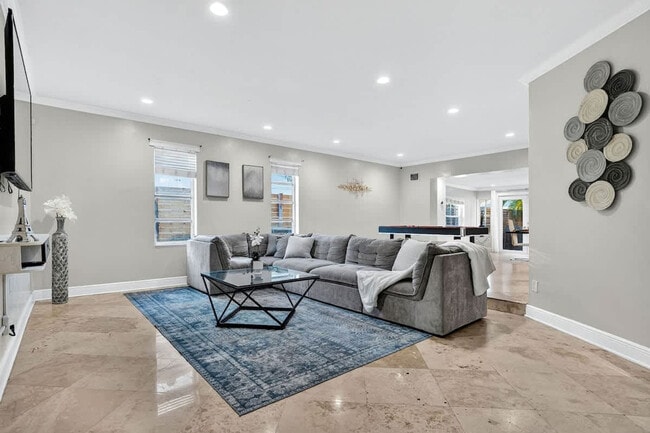 Building Photo - 2423 NE 202nd St