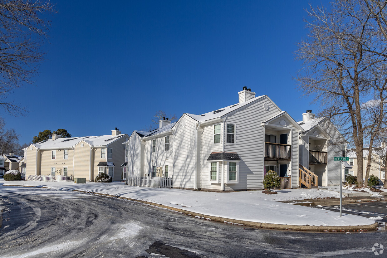 Primary Photo - Heather Point Condominiums