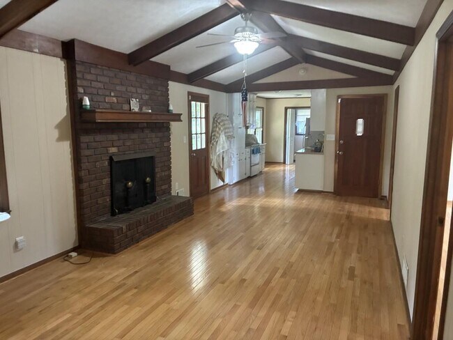 Foto del edificio - 5346 Orchard Pl