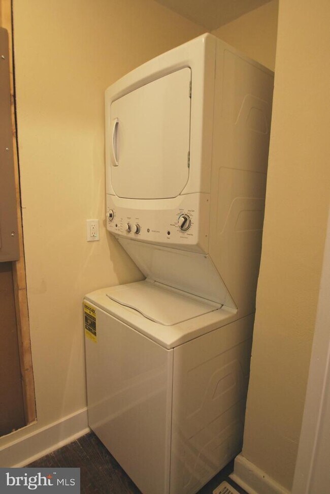 Foto del edificio - 23131 Oakham Farm Ln