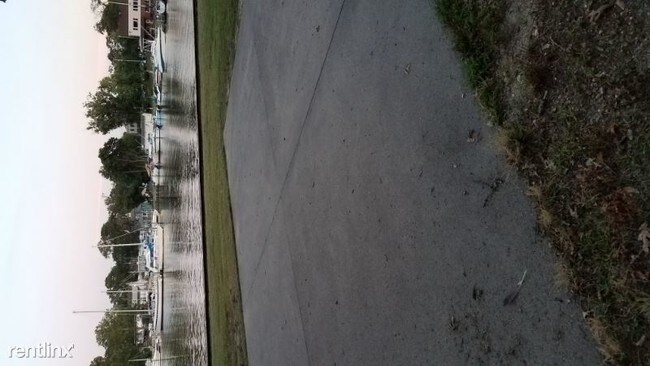 Foto del edificio - 2 br, 1 bath House - 709 Sycamore Dr