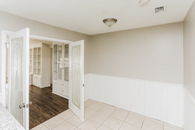 Building Photo - 1765 Brown