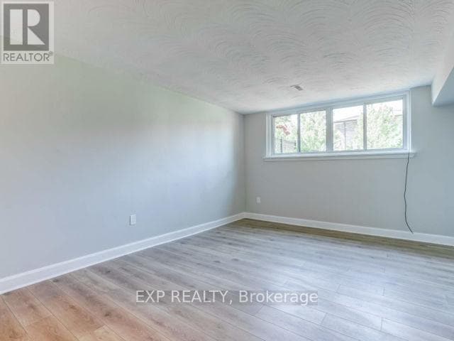 Building Photo - 28 Edinborough Ct