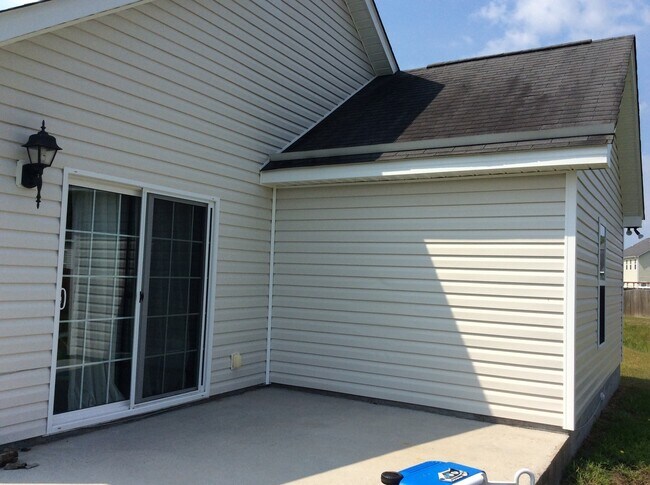 Building Photo - Cul-De-Sac Home in Carolina Pines Community!