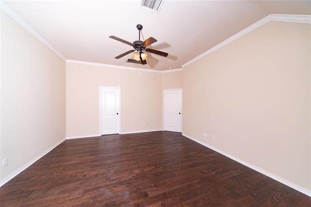 Foto del edificio - 403 Bellflower Ct