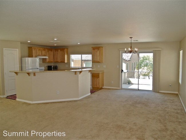 Building Photo - 6527 Sunset Pines St