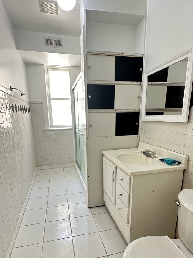 Foto del edificio - 2509 W Gunnison St