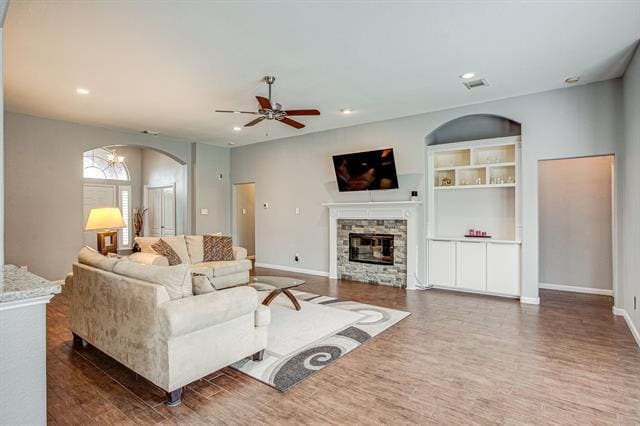 Building Photo - 2708 Timberhaven Dr