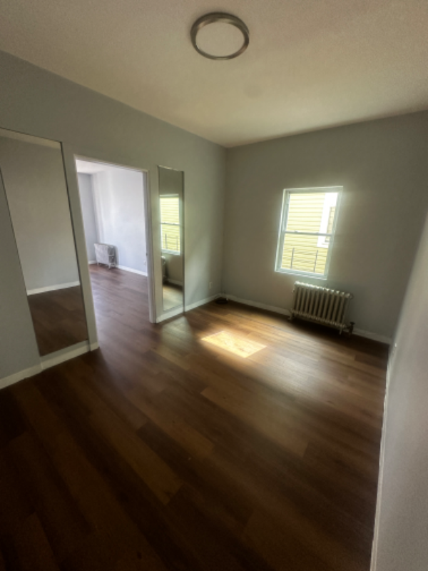Building Photo - 887 Faile St