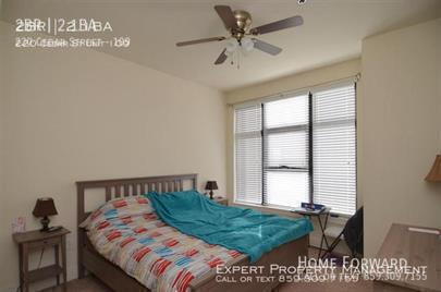 Foto del edificio - 220 Cedar St