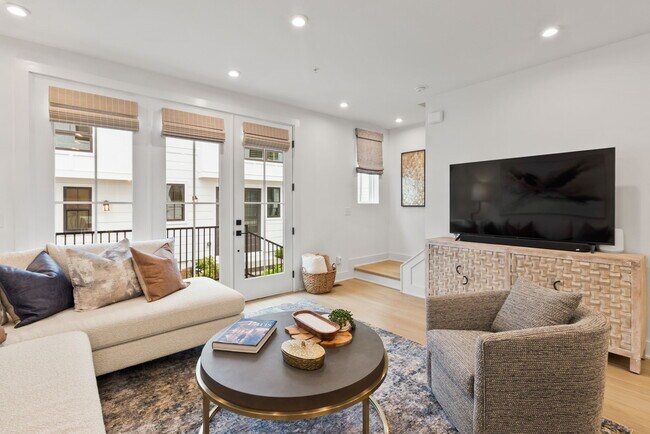 Photo - 1839 Gotham Ln NE Townhome