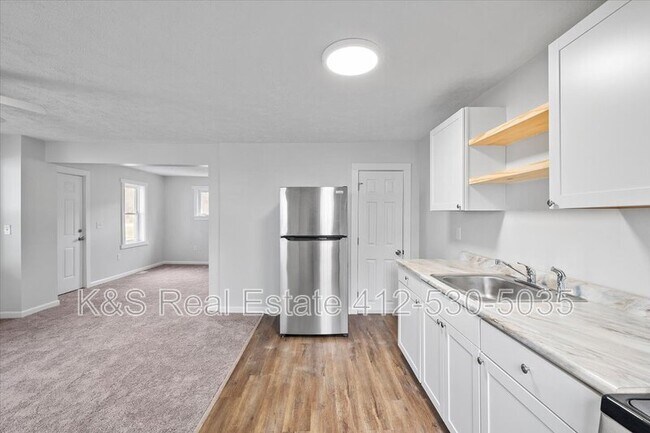 Foto del edificio - 3611 Baytree St
