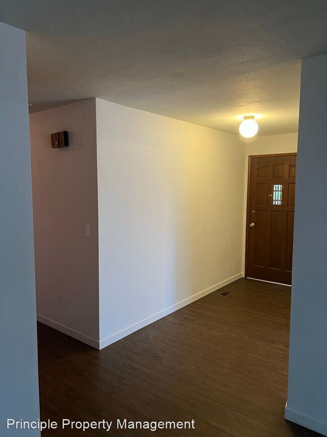 Foto del edificio - 3 br, 2 bath House - 3420 Pineview Place NW