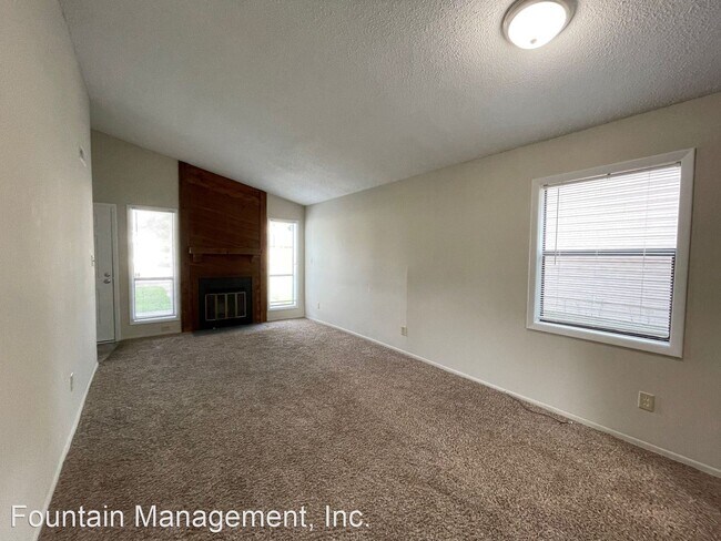 Foto del edificio - 2 br, 1 bath House - 104 Village Circle