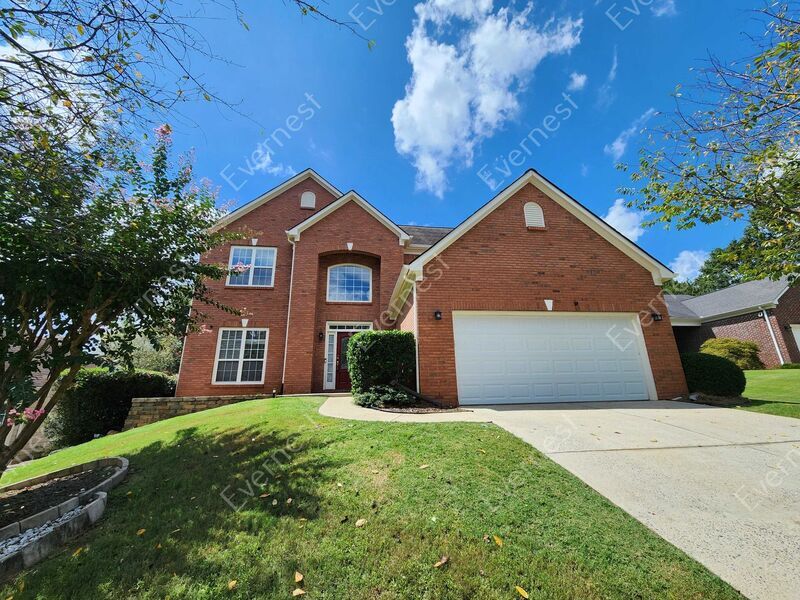 Primary Photo - 3371 Shallowford Green Dr