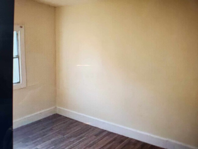 Foto del edificio - 720 Naylor St