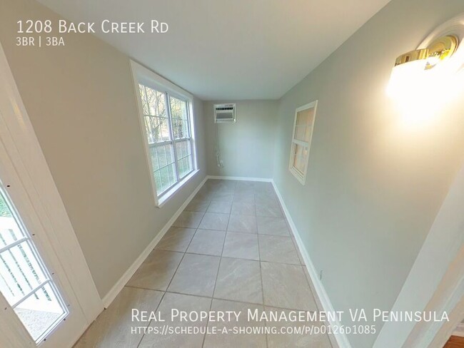 Building Photo - 1208 Back Creek Rd
