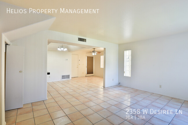 Building Photo - Wonderful Townhouse in Tempe!