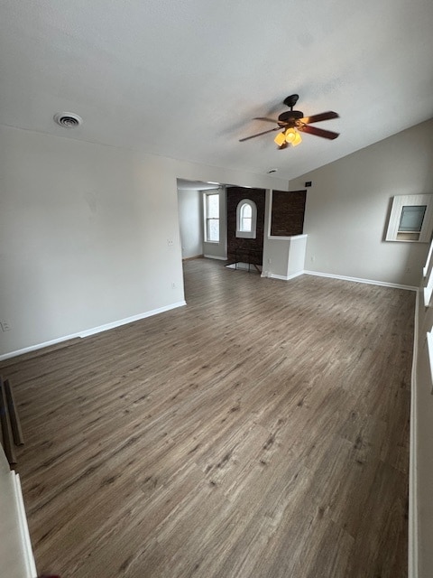 Foto del edificio - 487 South Ave