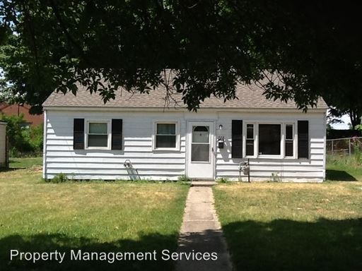 Primary Photo - 728 Marine Ave